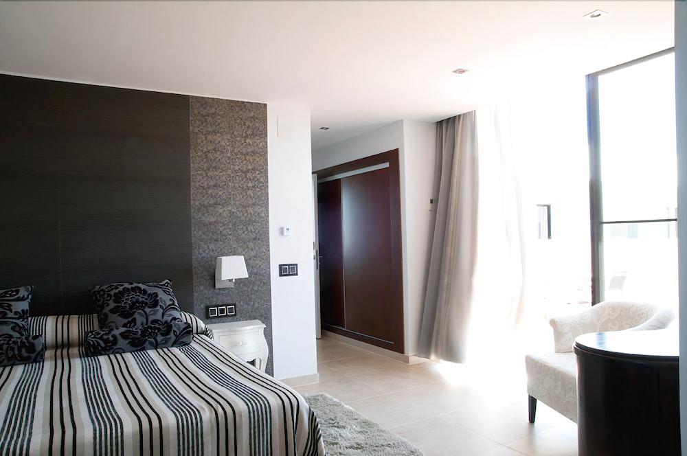 Hotel Mar D'Espills - Adults Only เอลโปเบลโนว เดล เดลตา ภายนอก รูปภาพ