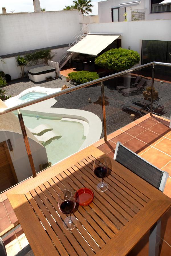Hotel Mar D'Espills - Adults Only เอลโปเบลโนว เดล เดลตา ภายนอก รูปภาพ